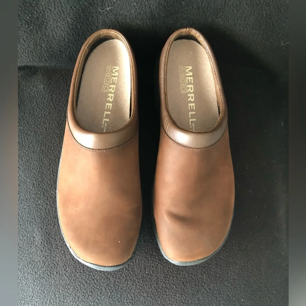 Merrell Men’s Brown Slip-On Mocs Size 9